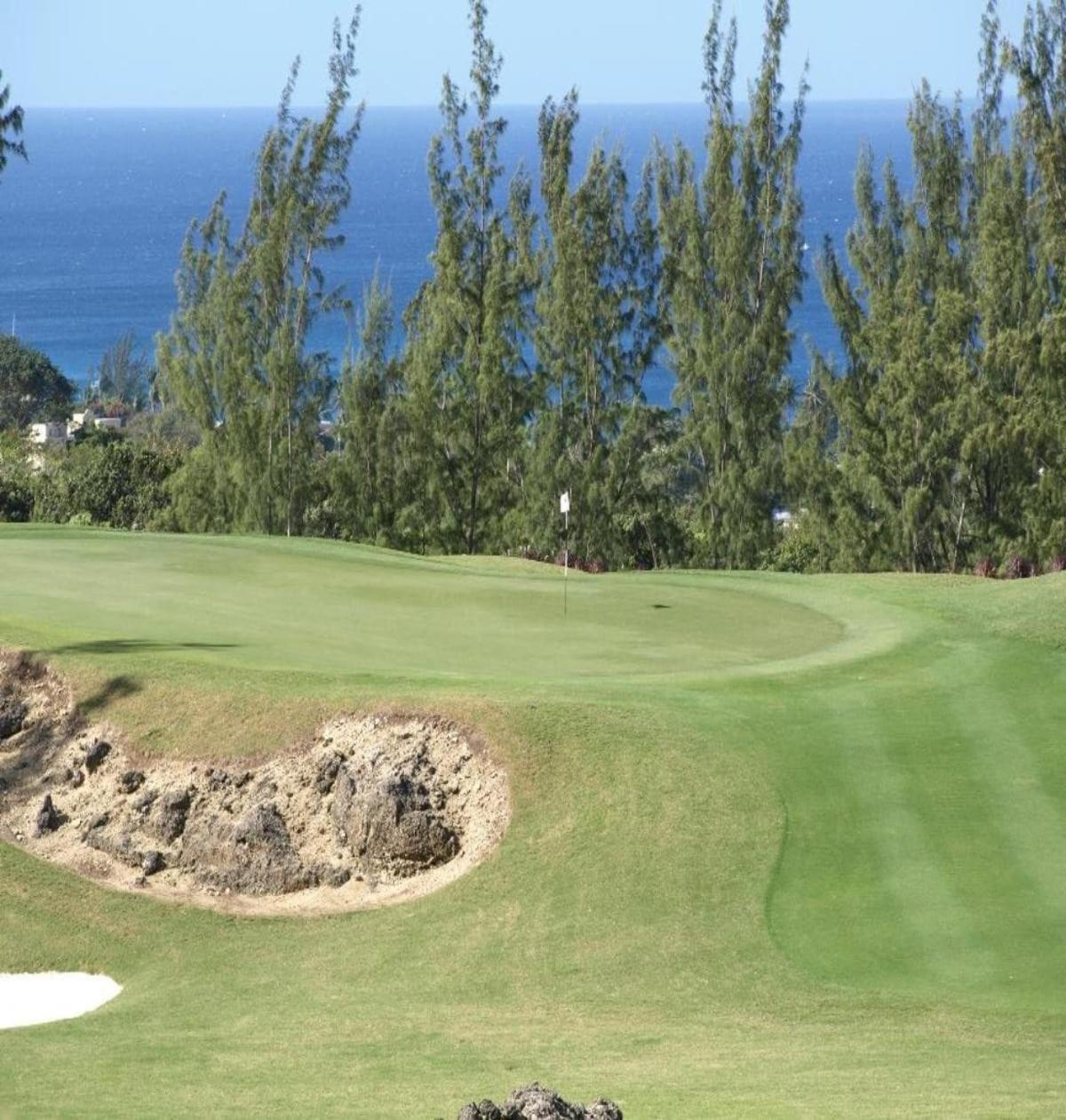 Paradise BDS - 3 BR Golf Villa at RWML