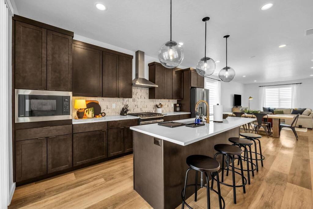 Luxury Condo near Snow Basin Ski Resort view 5