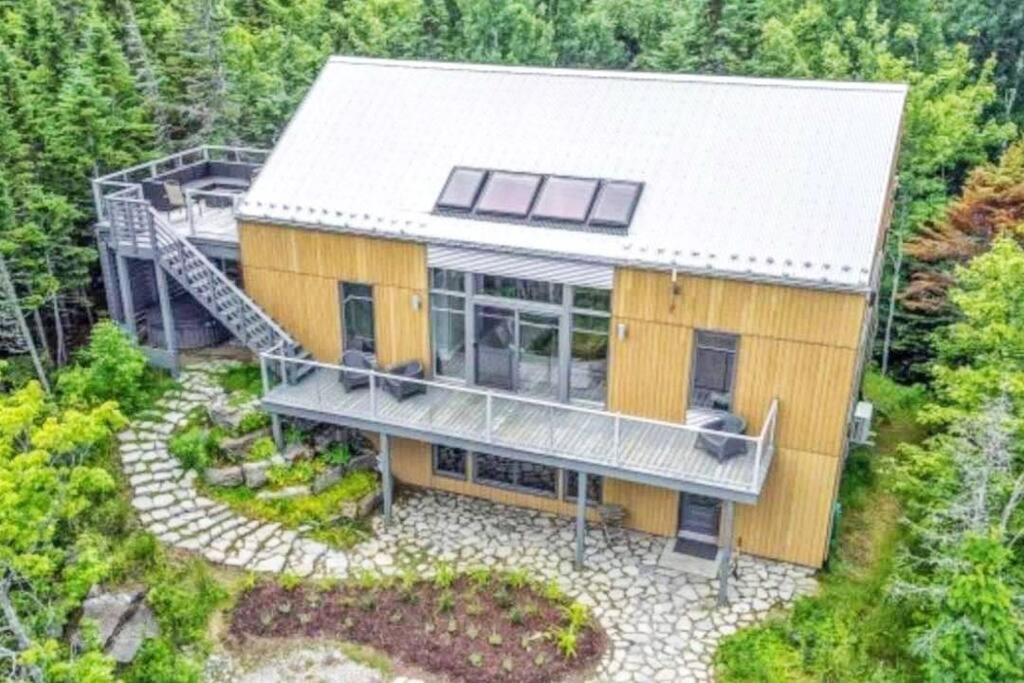 Euroshack Beautiful cottage with view and spa