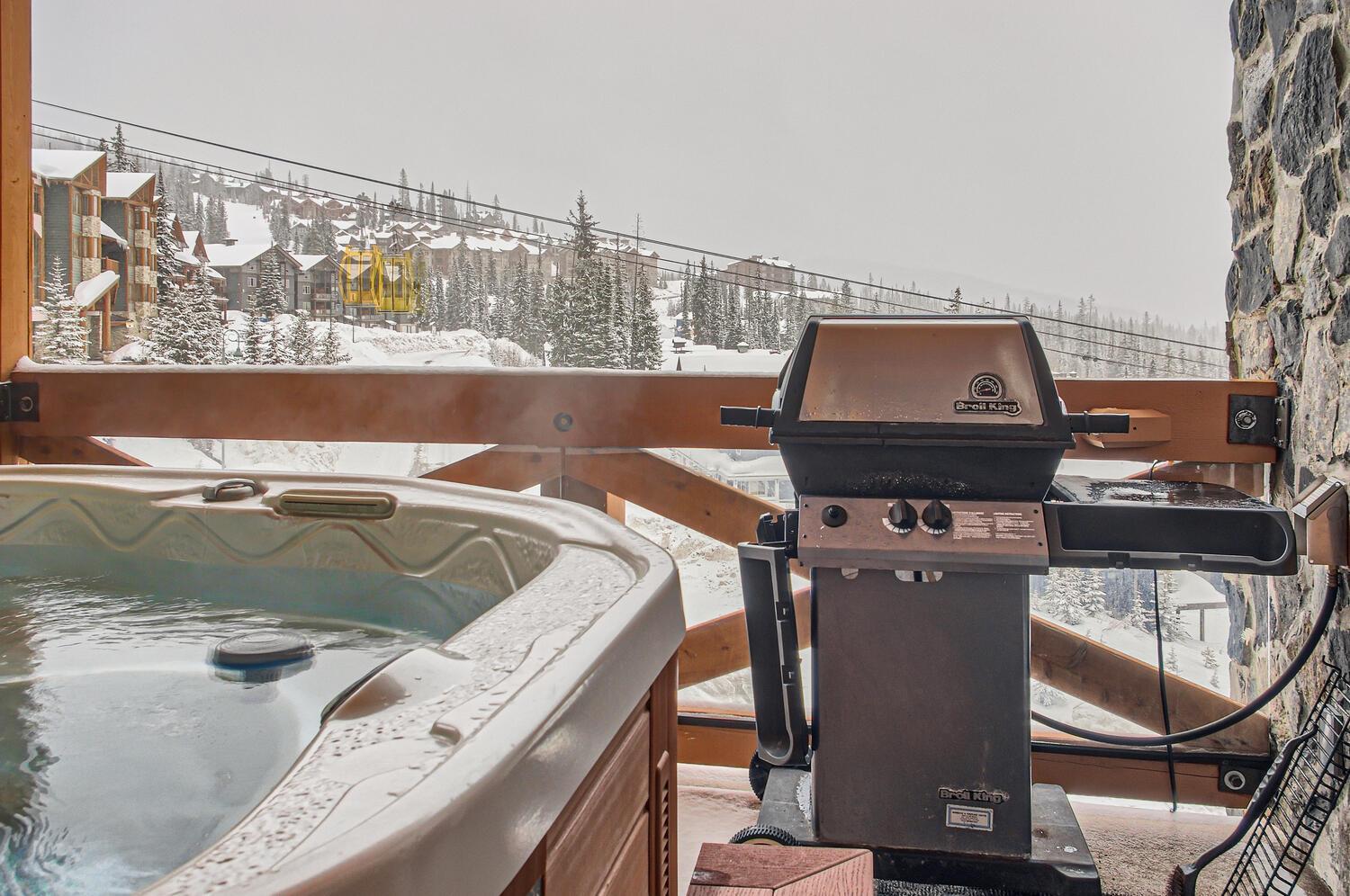 Stonegate Resort Unit C301