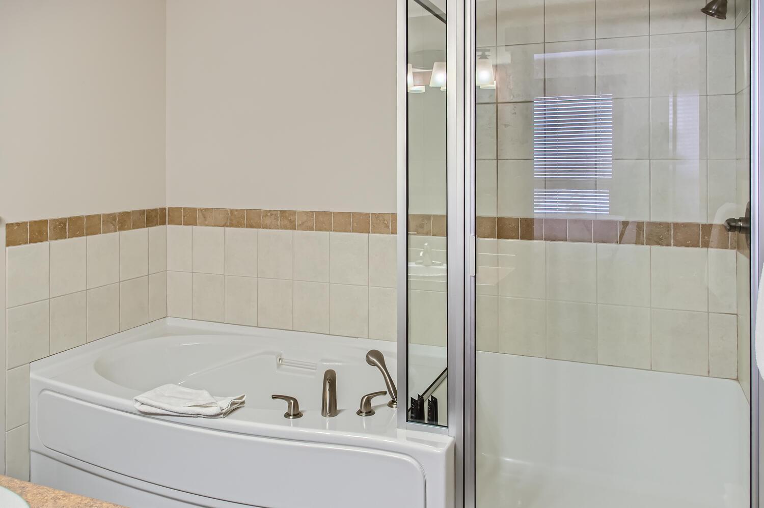 Stonegate Resort Unit C301