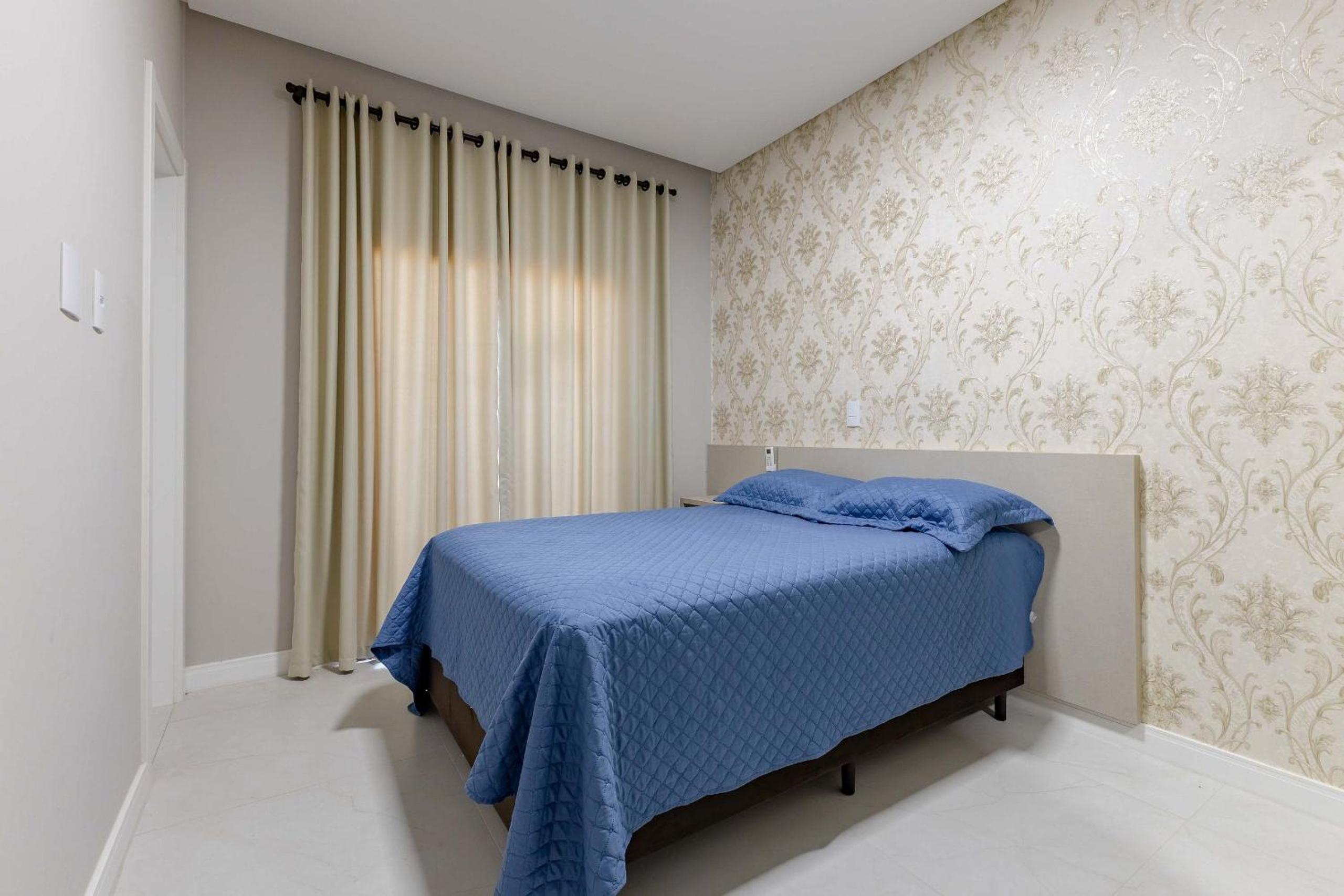 Apartamento Espetacular a 250 Metros da Praia de Bombinhas