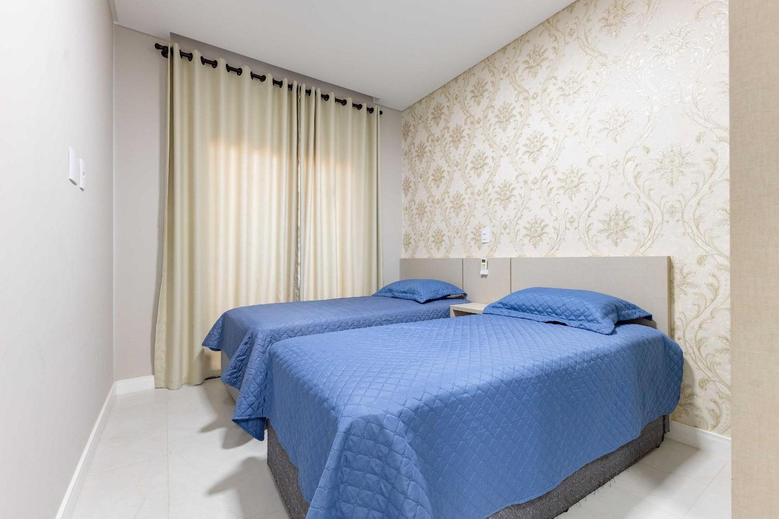 Apartamento Espetacular a 250 Metros da Praia de Bombinhas