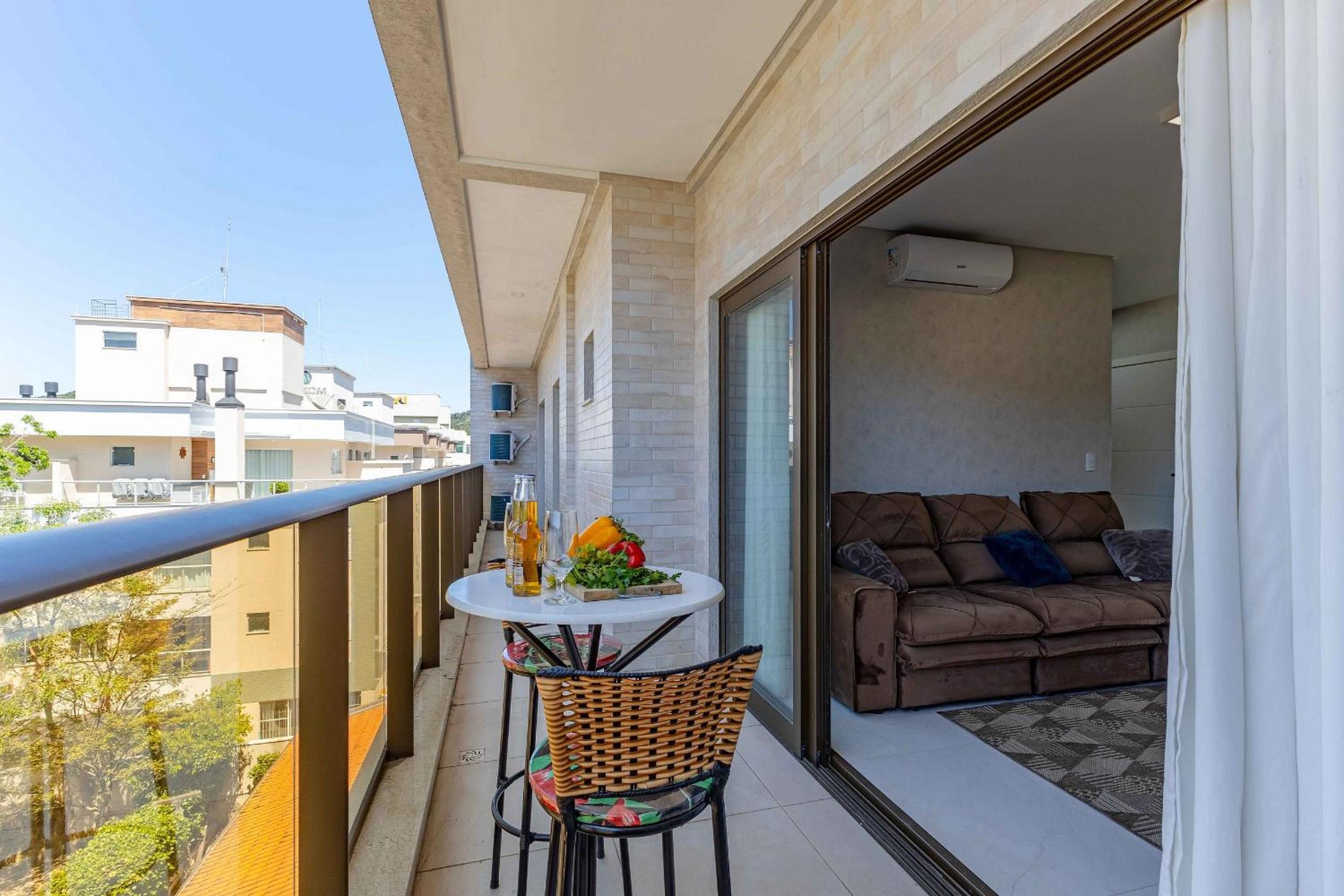 Apartamento Espetacular a 250 Metros da Praia de Bombinhas