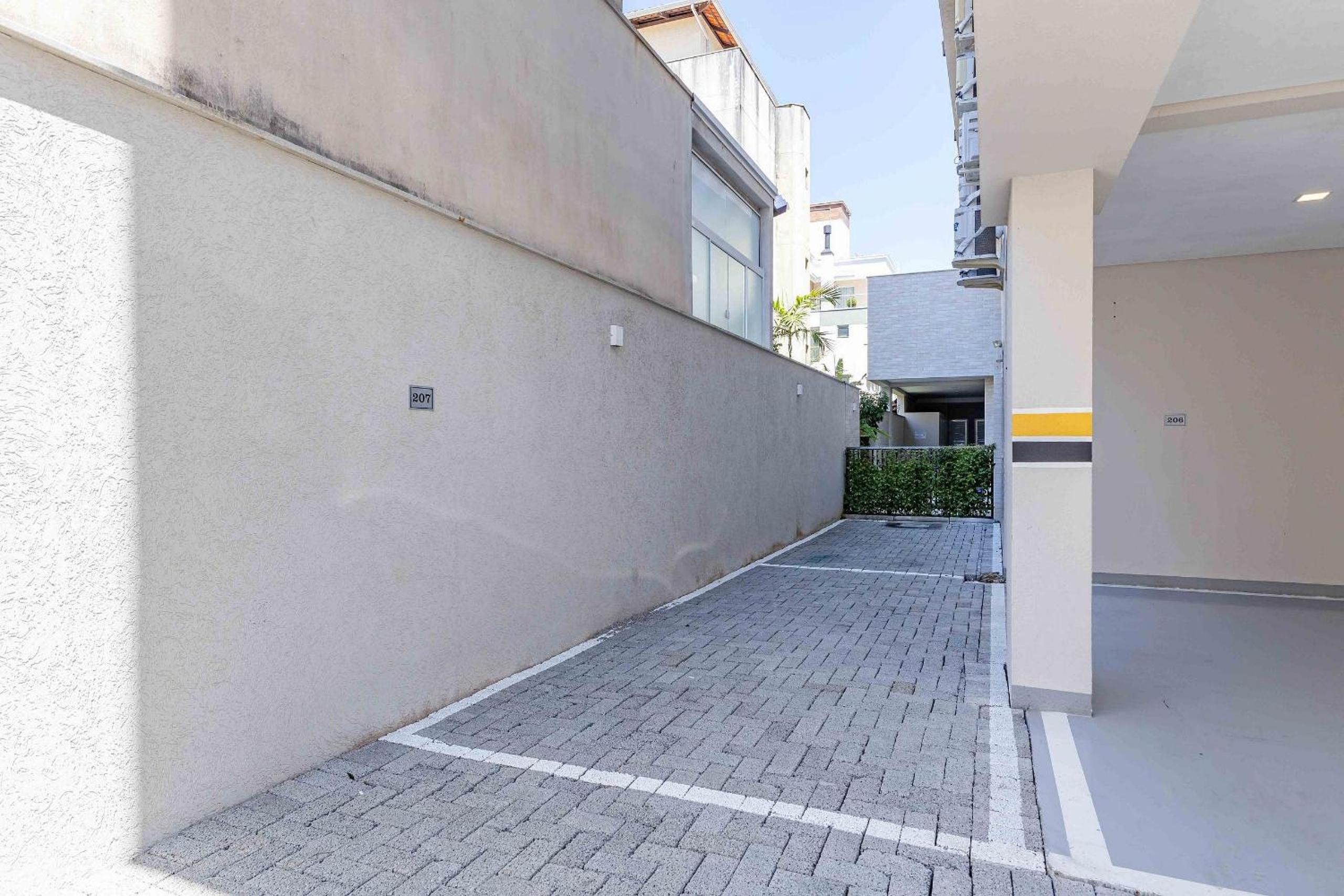 Apartamento Espetacular a 250 Metros da Praia de Bombinhas
