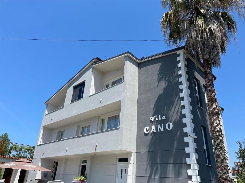VILA CANO Boutique