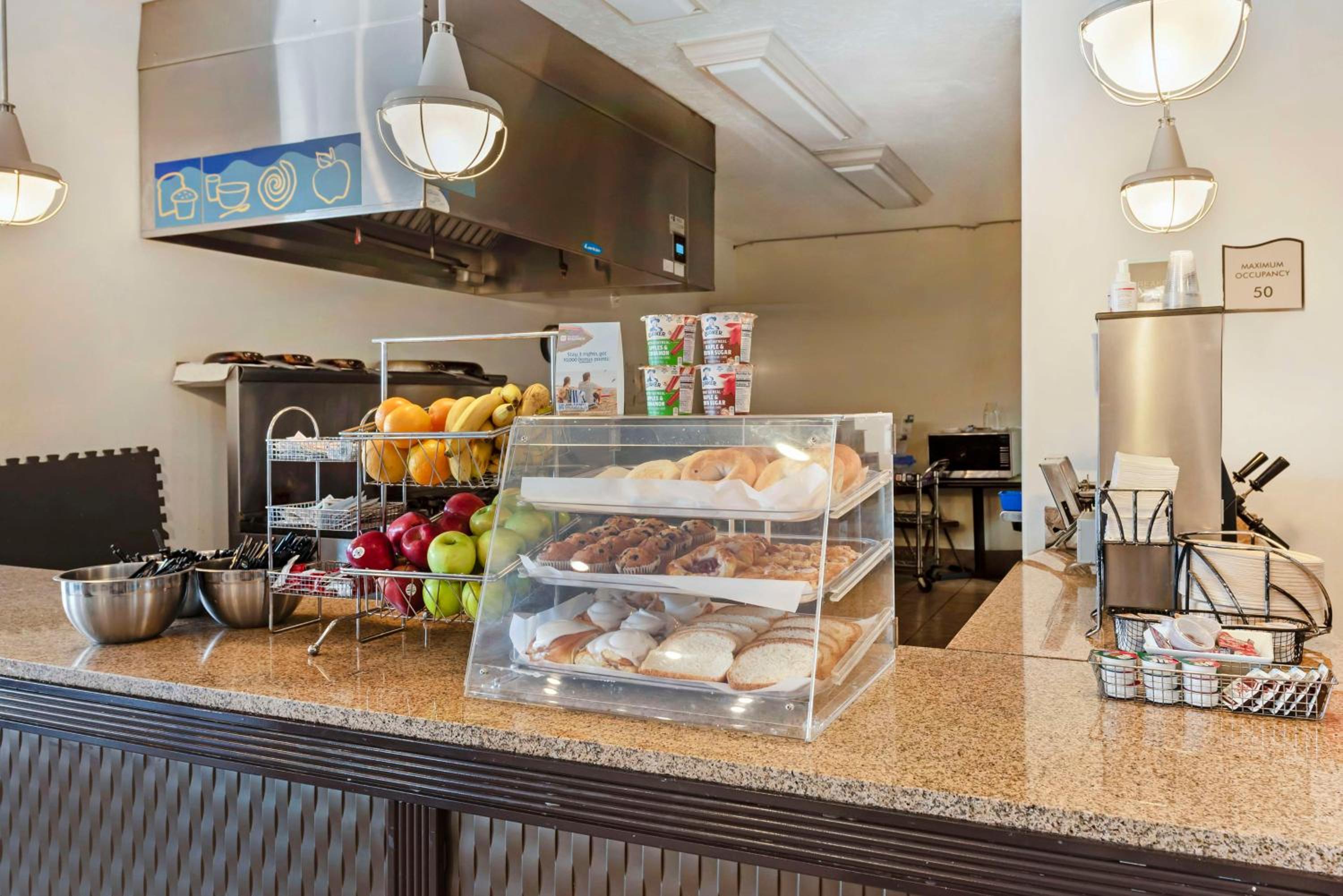 Best Western Plus Eagleridge Inn & Suites
