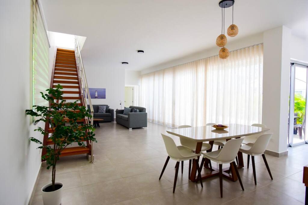 Luxury Villa Playa Nueva Romana