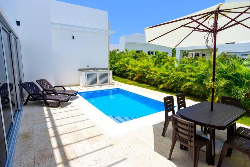 Luxury Villa Playa Nueva Romana