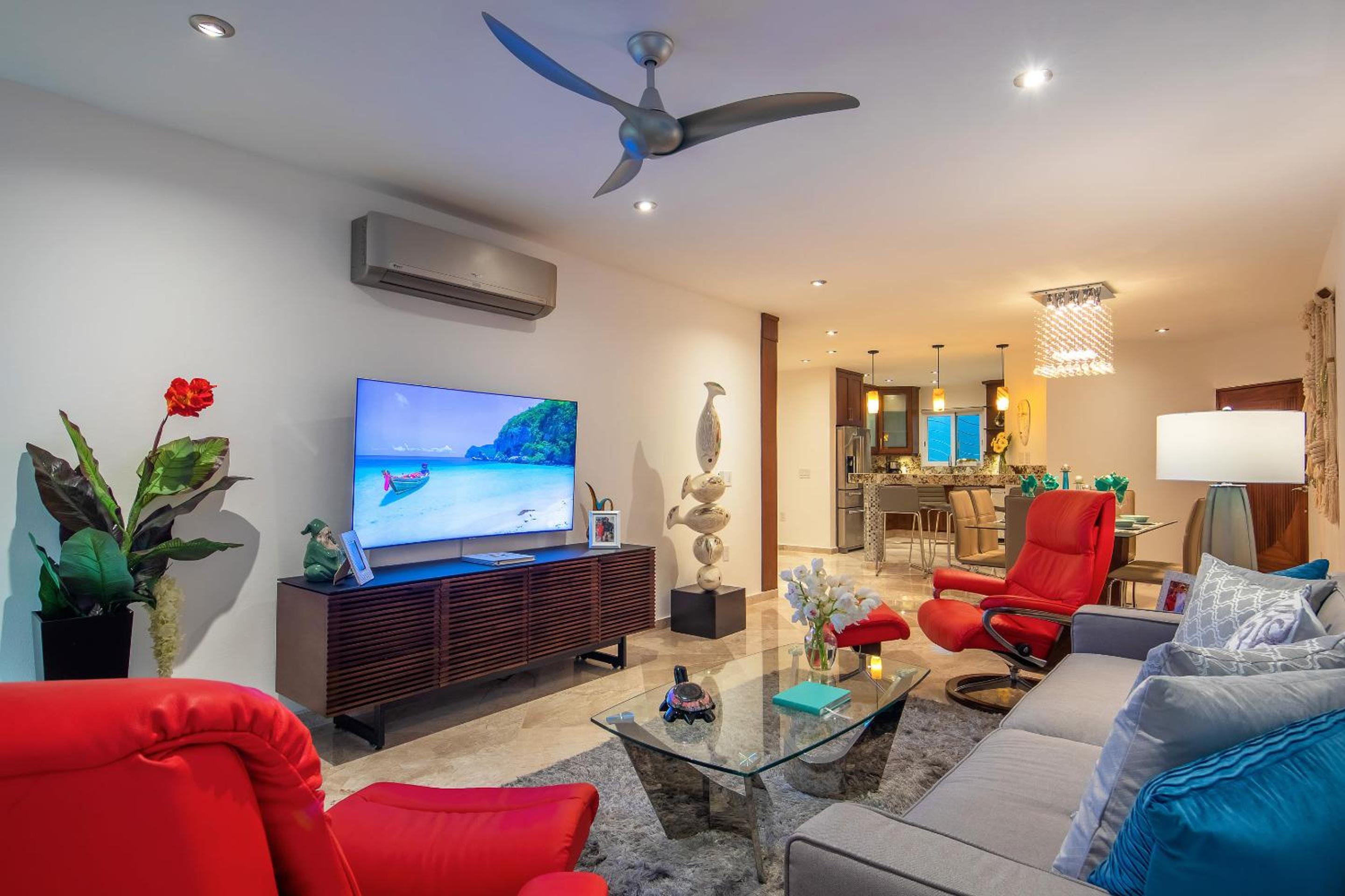 Stylish Poolside Condo with Sea Views Apple TV view 5