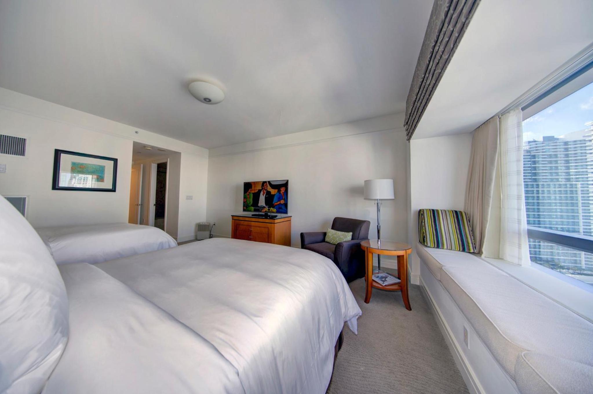 Luxurious Four Seasons Two Bedroom Suite