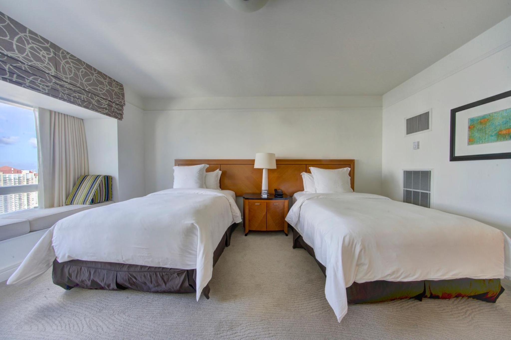 Luxurious Four Seasons Two Bedroom Suite