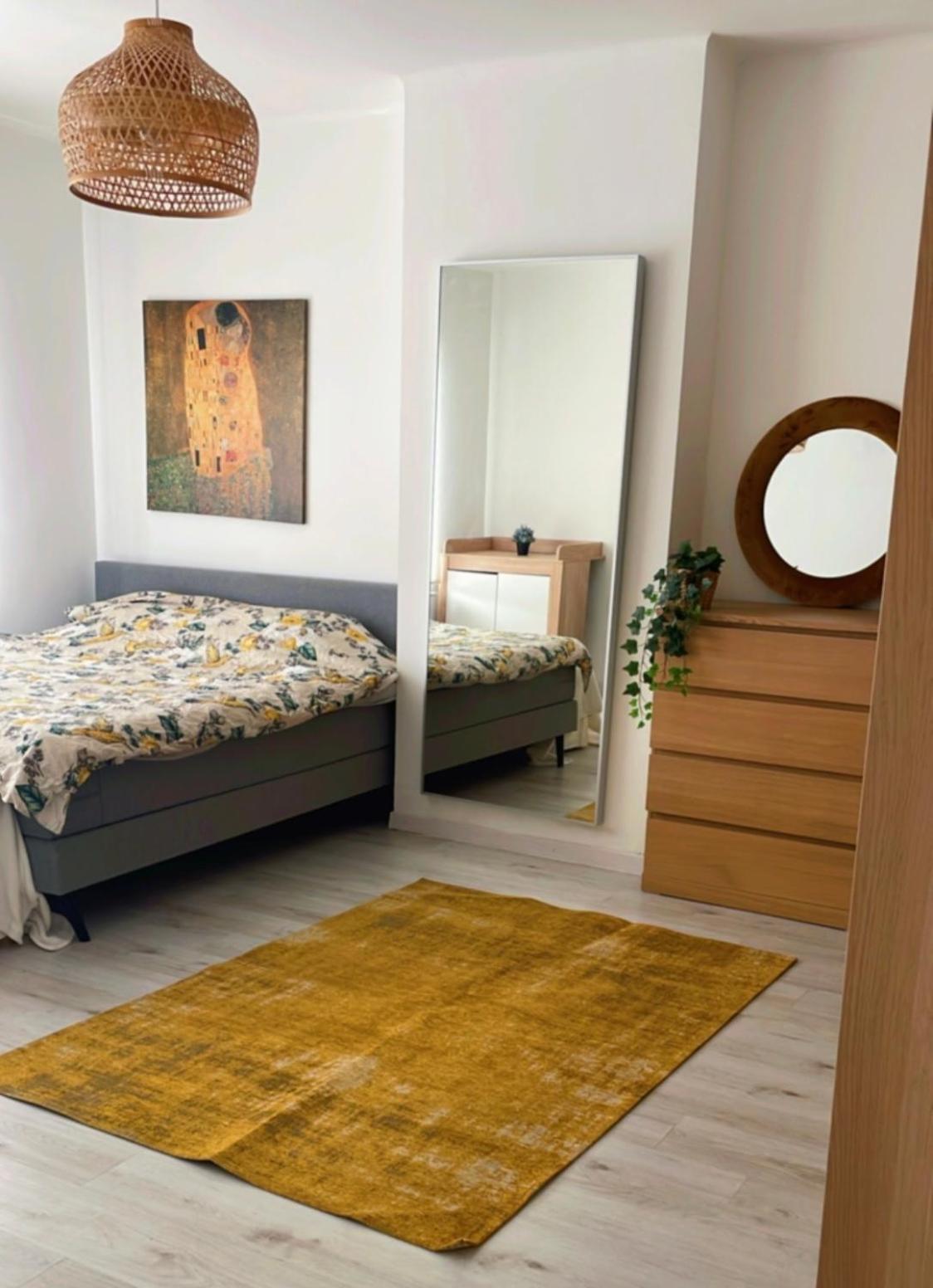 Apartment near atomium with parking