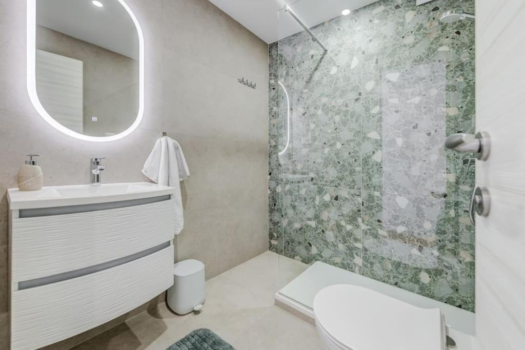 Firule Hidden Gem en Split — bathroom