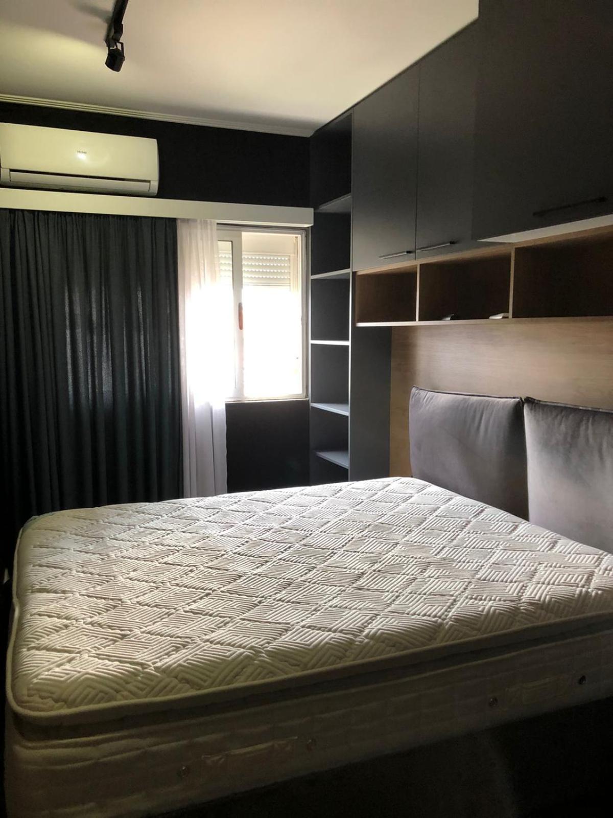Tirent Apartment - Komuna e Parisit, Central 1