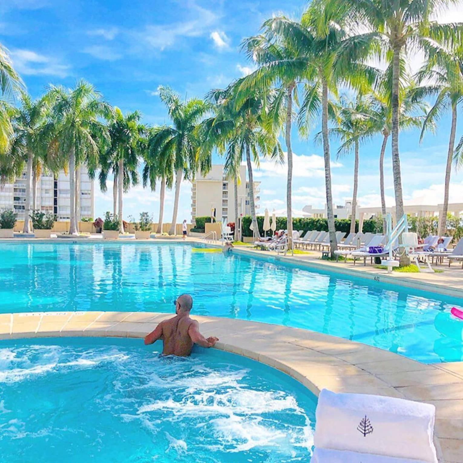 Luxurious Four Seasons Two Bedroom Suite