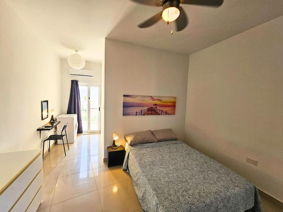 Bright & Spacious Village Apartment photo 5