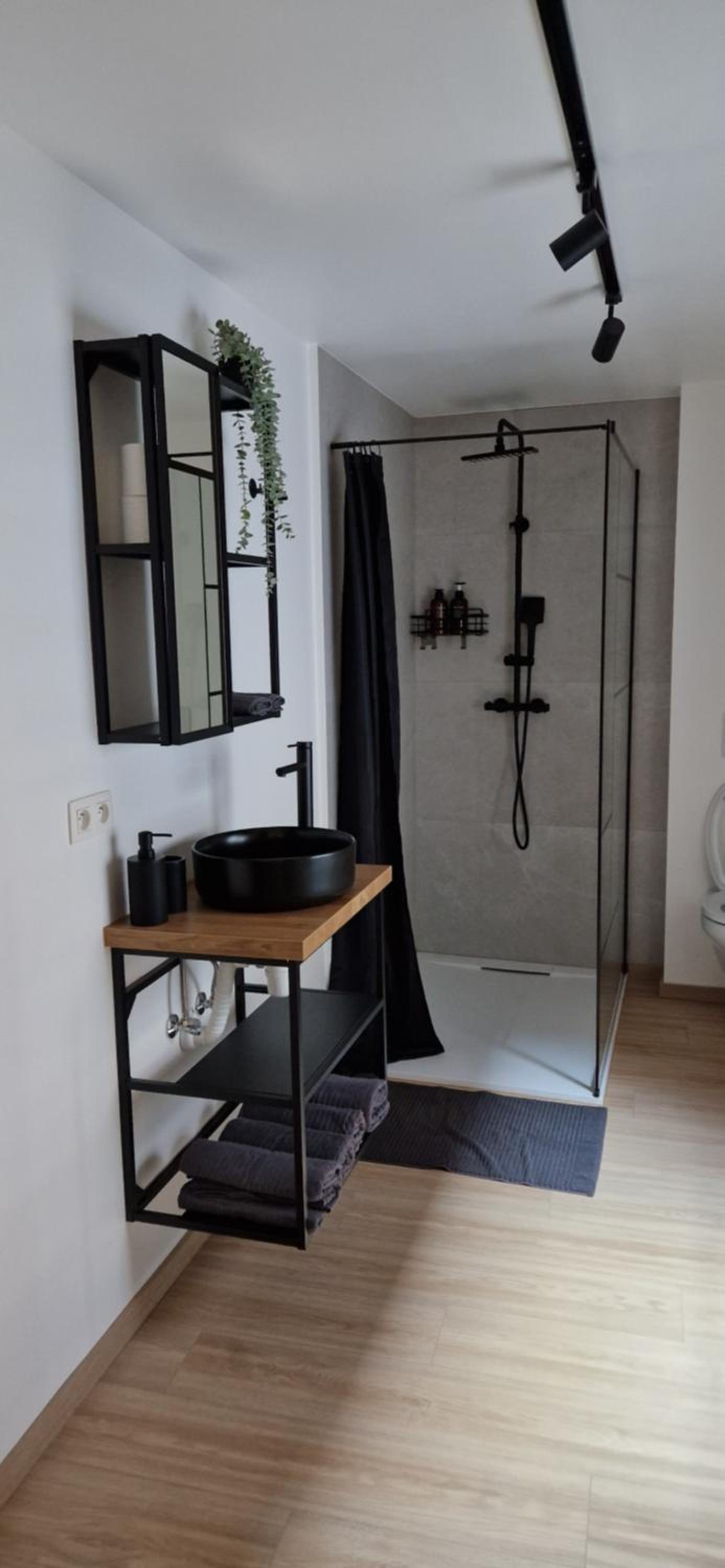 Charleroi Cozy Home