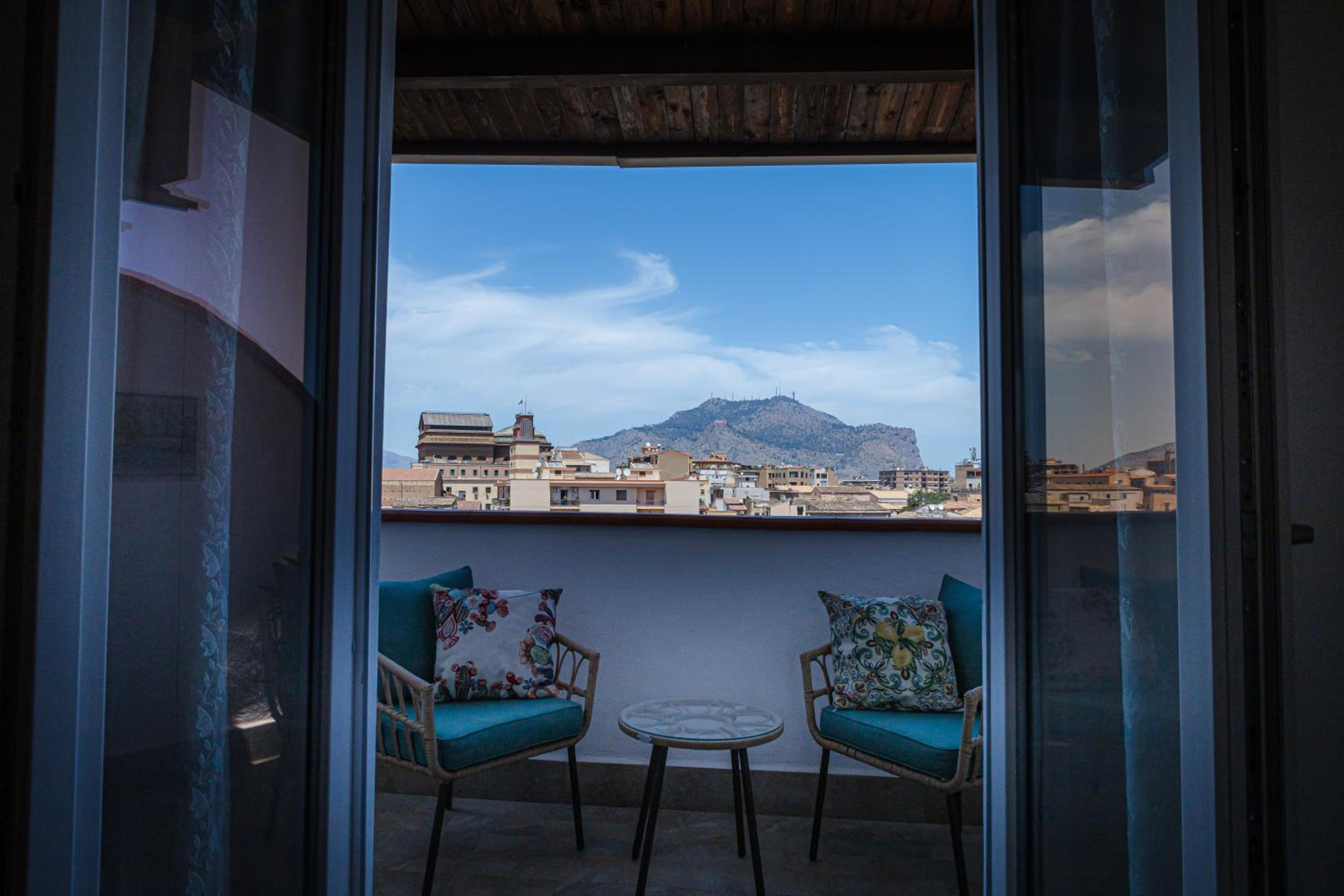 Vanda's Terrace photo 4