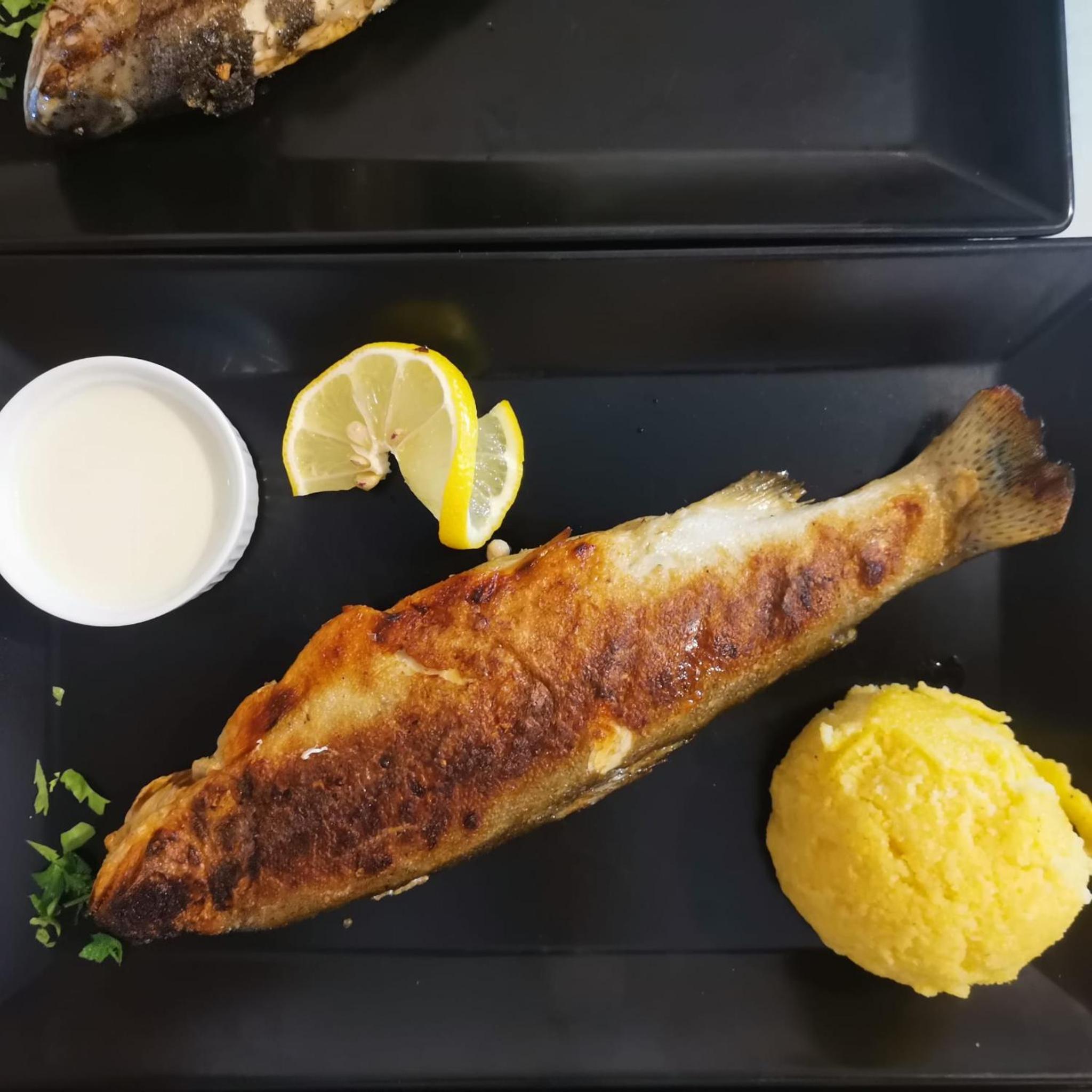 Pensiunea La Taverna