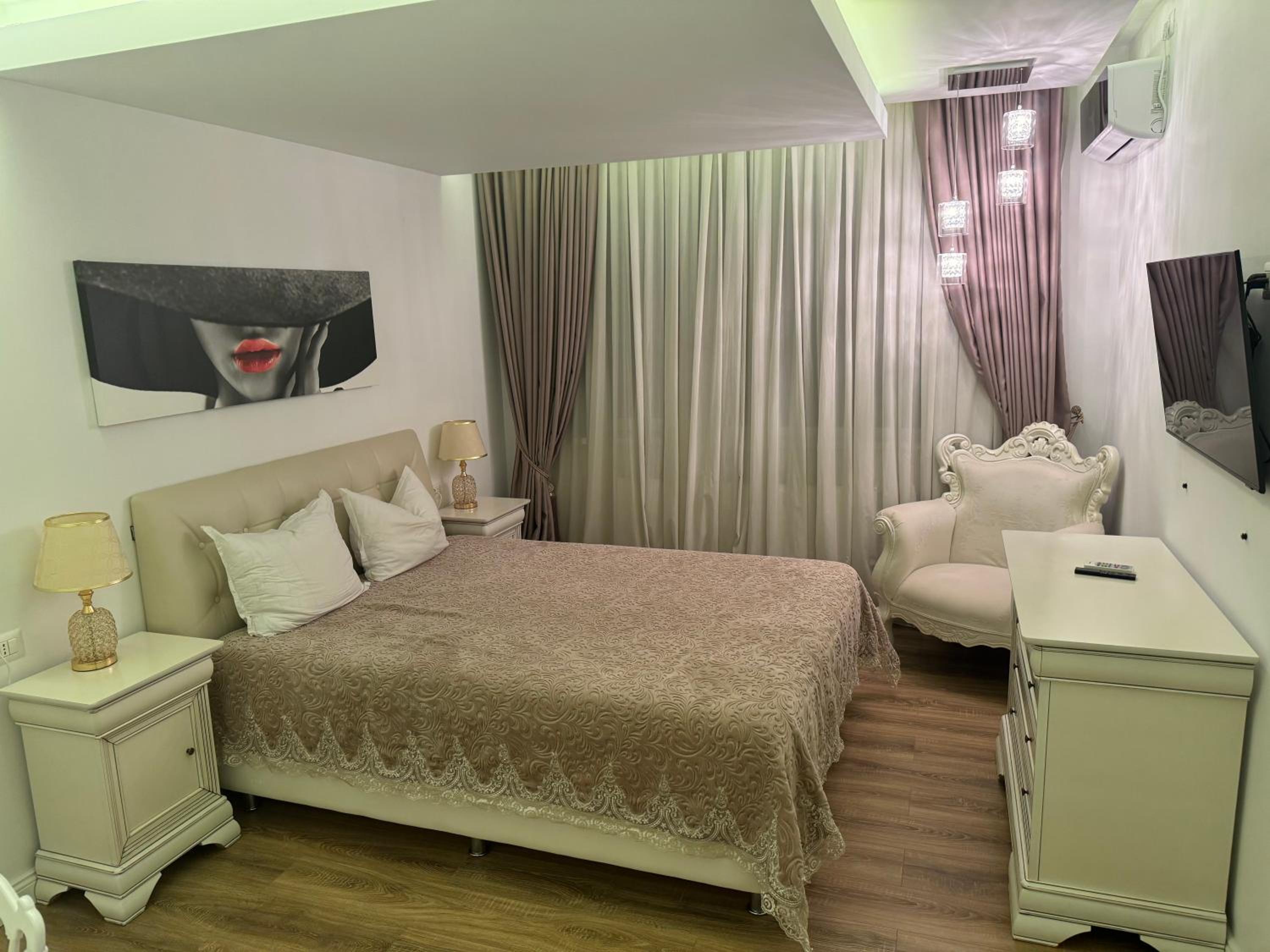 Bratu Residence