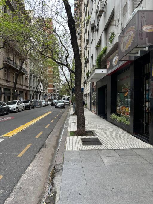 Elegante y amplio departamento
