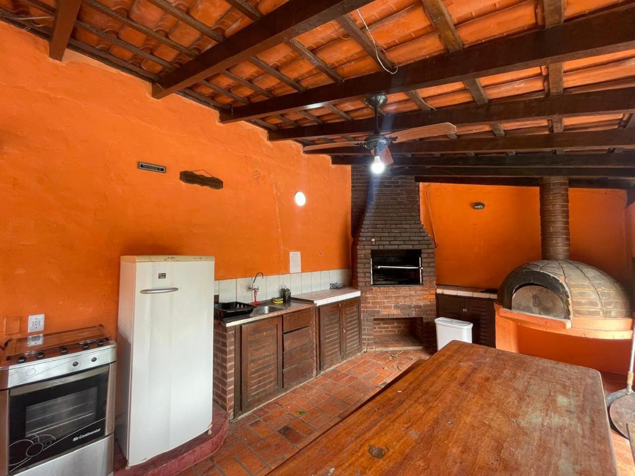 FANTÁSTICA CASA COM ÁREA DE PISCINA até 10 PESSOAS em MARESIAS SÃO SEBASTIÃO