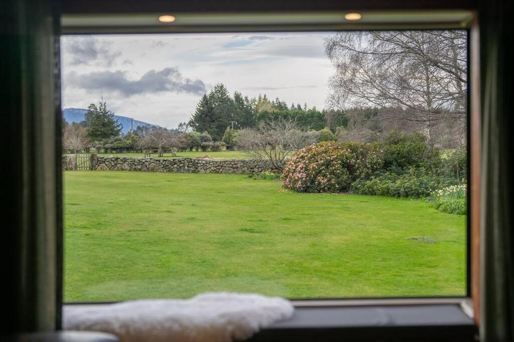 Te Anau Cottage view 4