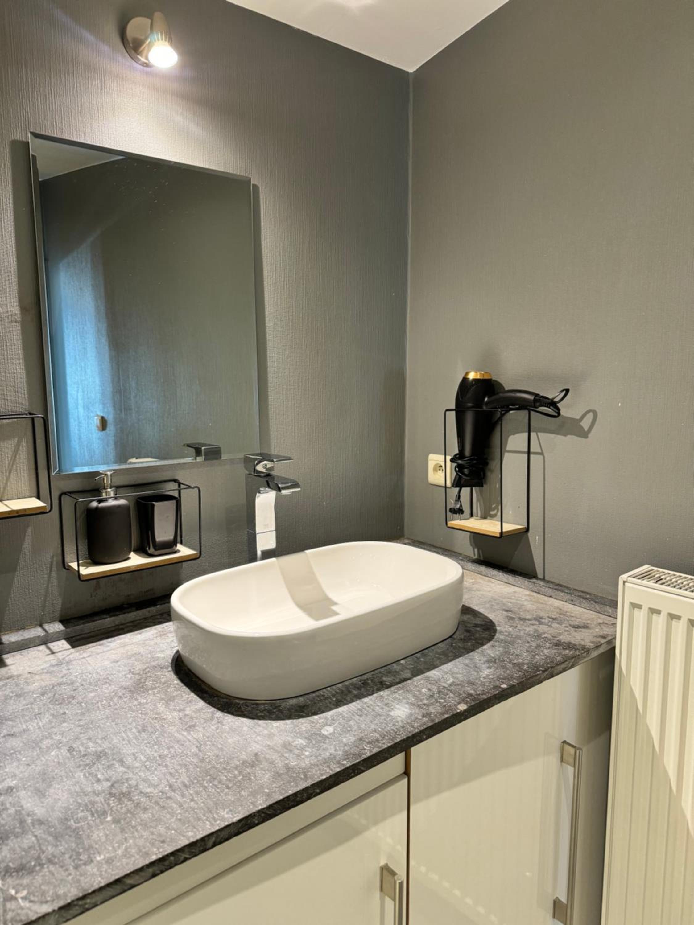 Lovely loft for romantic getaway or family trip