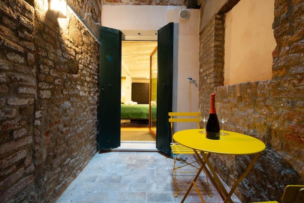 Rialto Green Design Apartment
