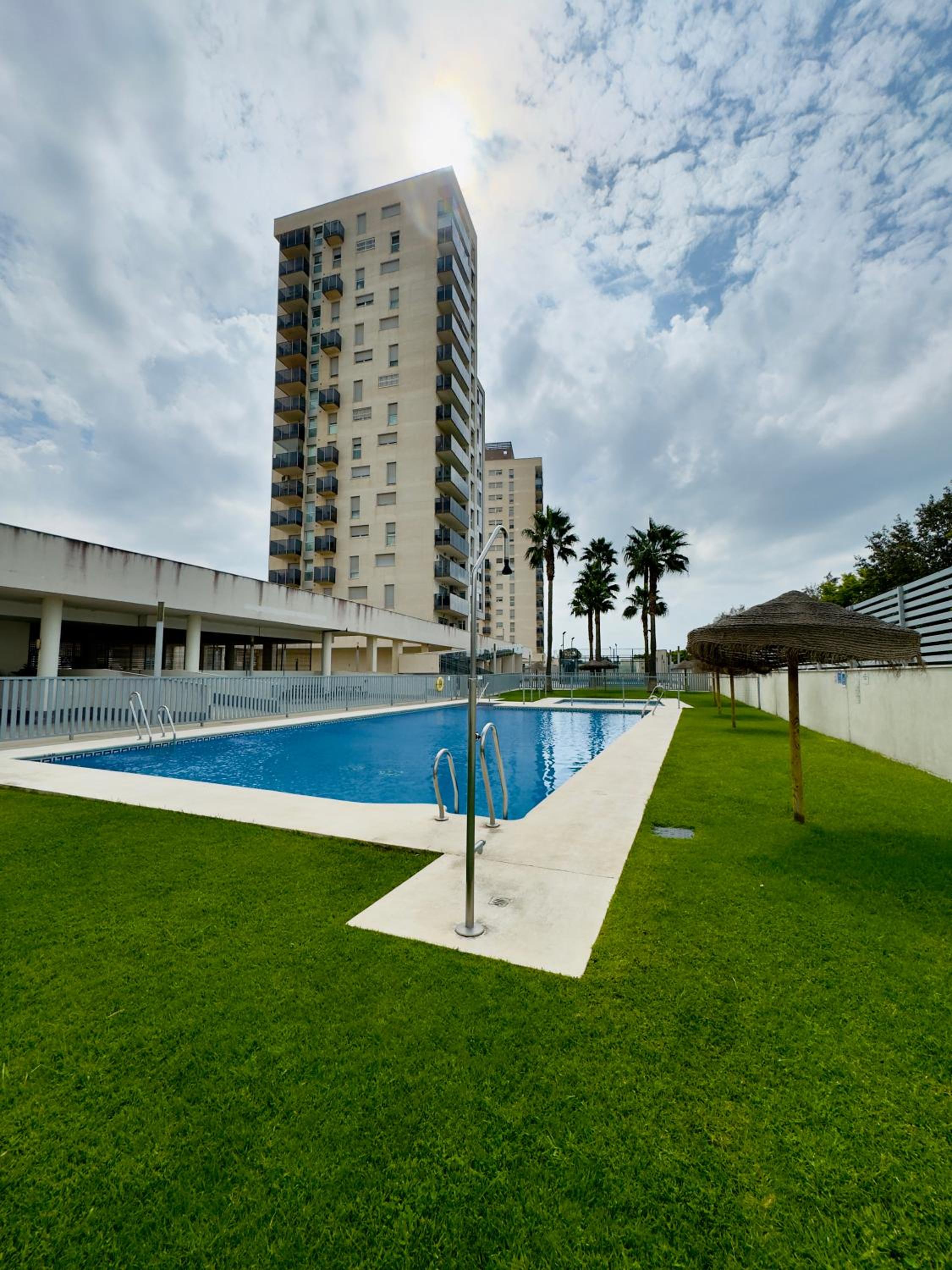 Bahía Azul Suites, Piscina & Pádel view 5