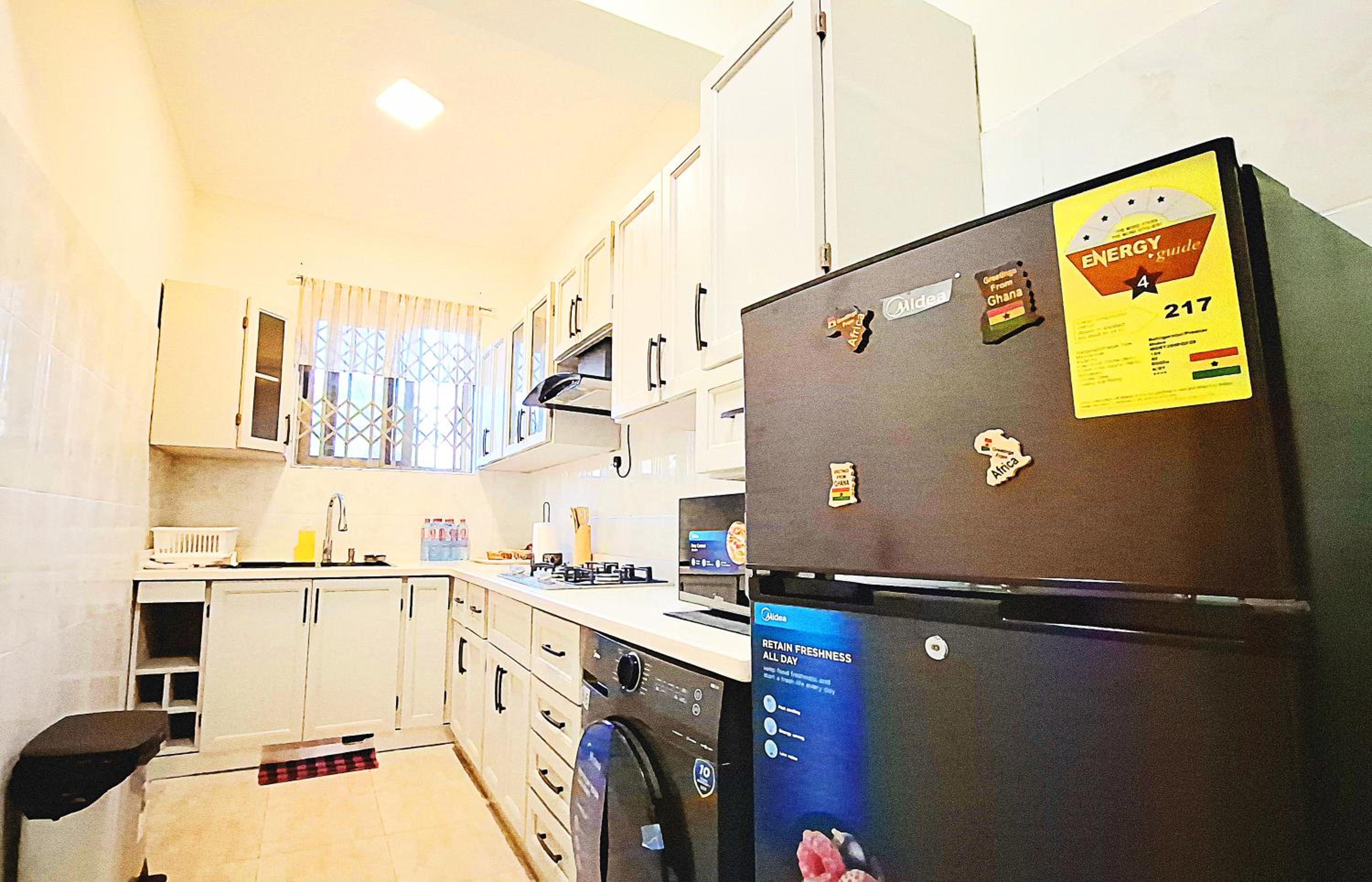 Cozy Luxury Hideouts in North Ridge, 10 mins from the Airport & Tang Palace, 5 mins from Alisa Hotel, Kempinski & Movenpick, close to Supermarkets & Touris view 4