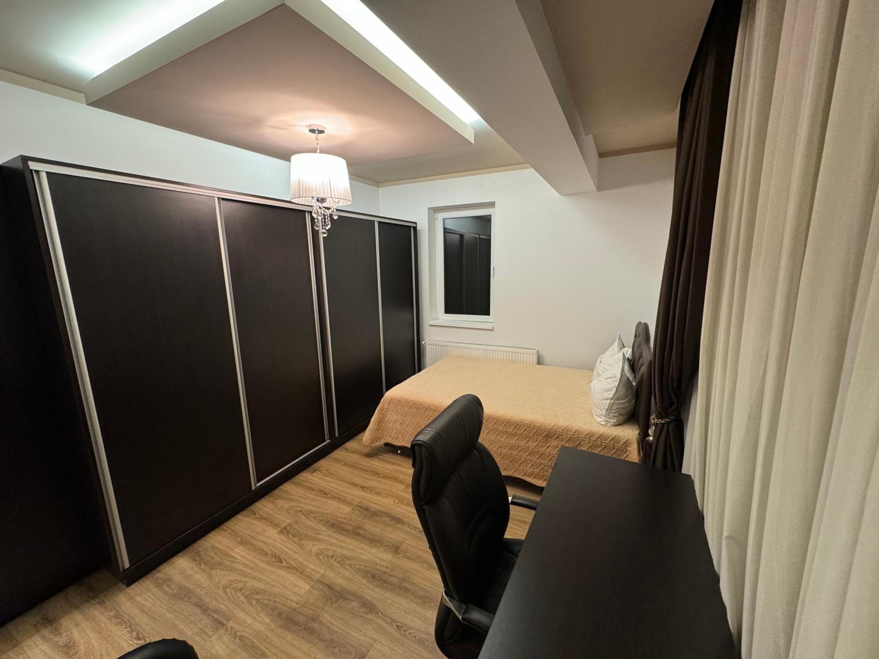 Bratu Residence