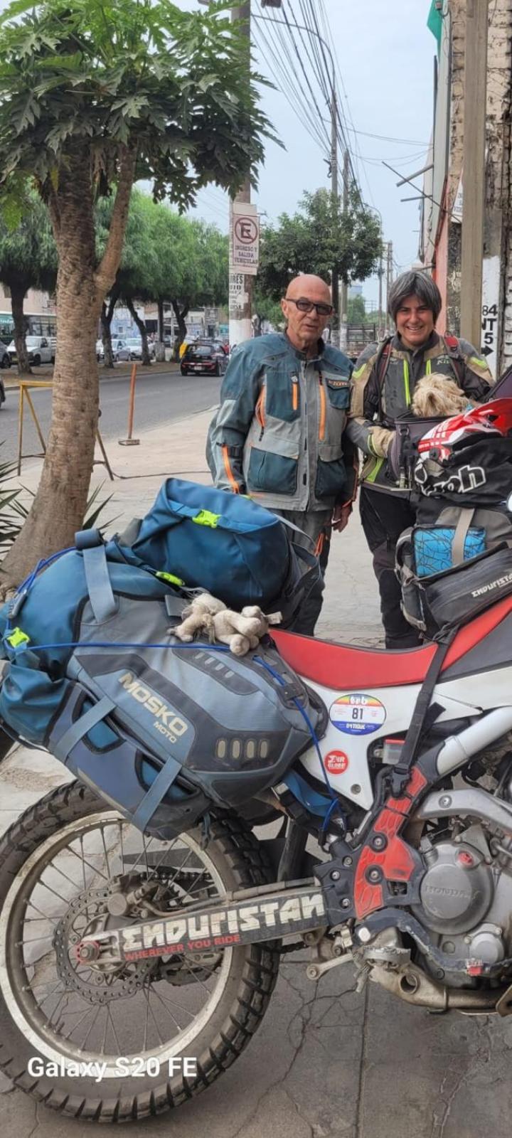 CHICAGO BaCKPACKERS