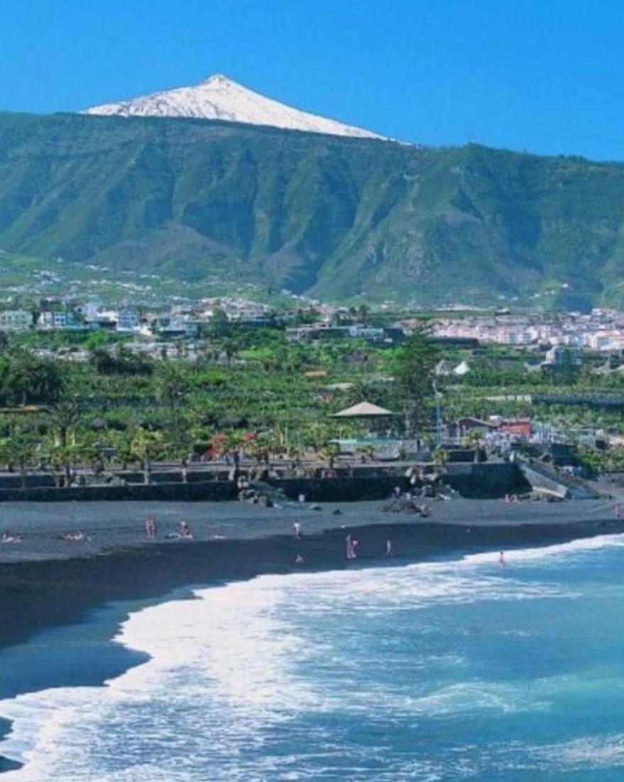 Tradicional Casa Canaria con piscina y vistas al Teide