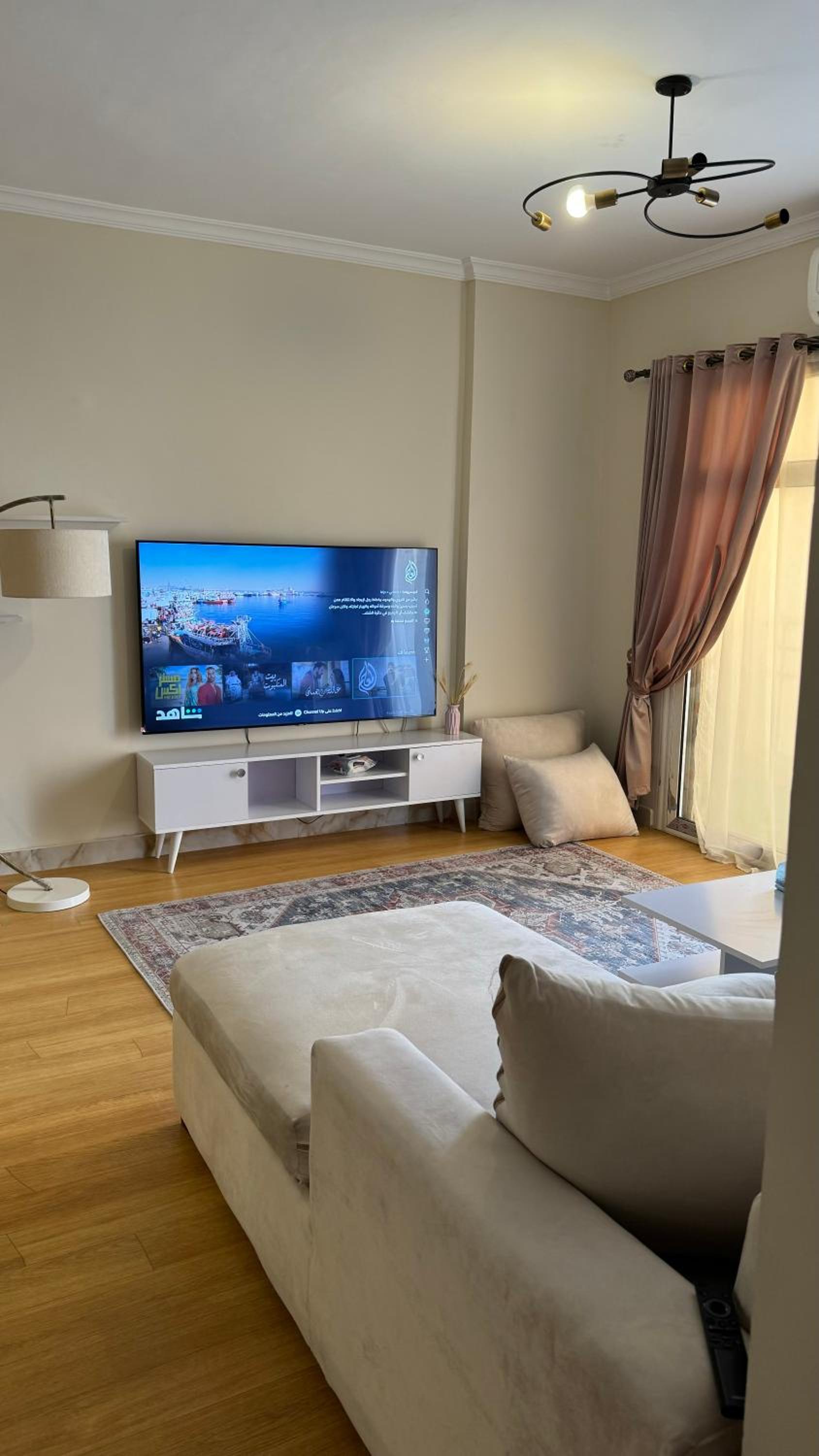 Atheers apartment