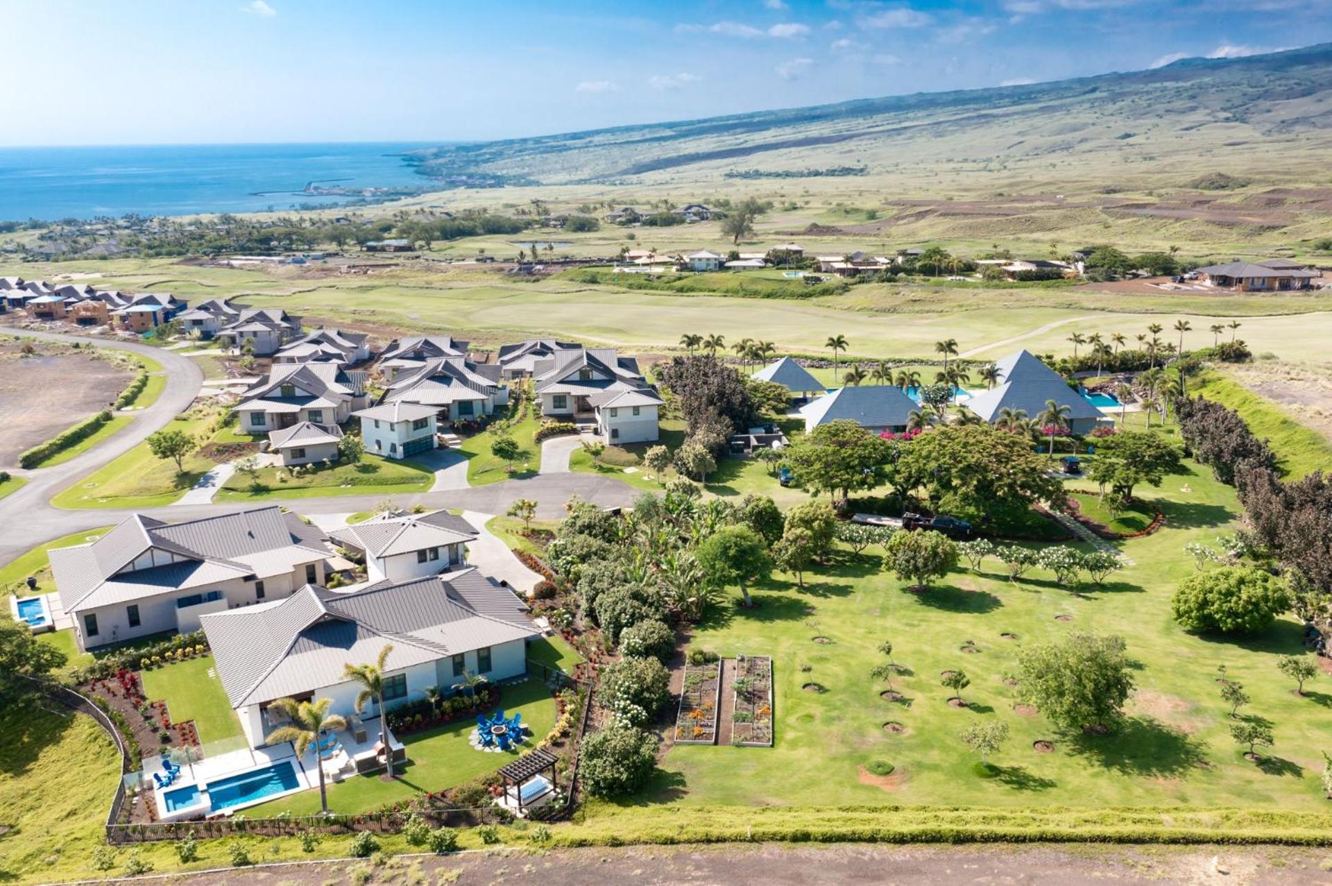 ❤PiH❤ HOKU LANI HOUSE Heated Private Pool Spa Hapuna Park Waterslide view 4