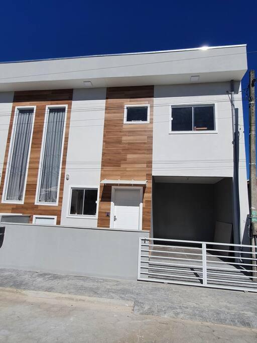 Linda casa 3 Praia Ponta do Papagaio 190mt mar