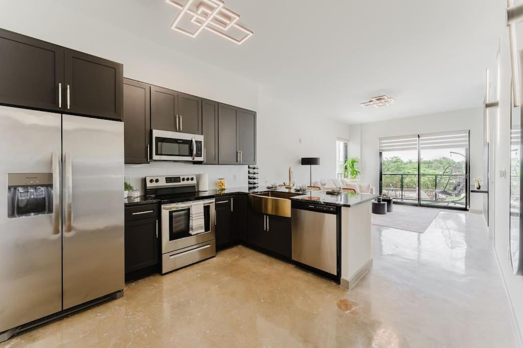 Prime 2BR Near FLL Airport, Dania Beach & Pointe