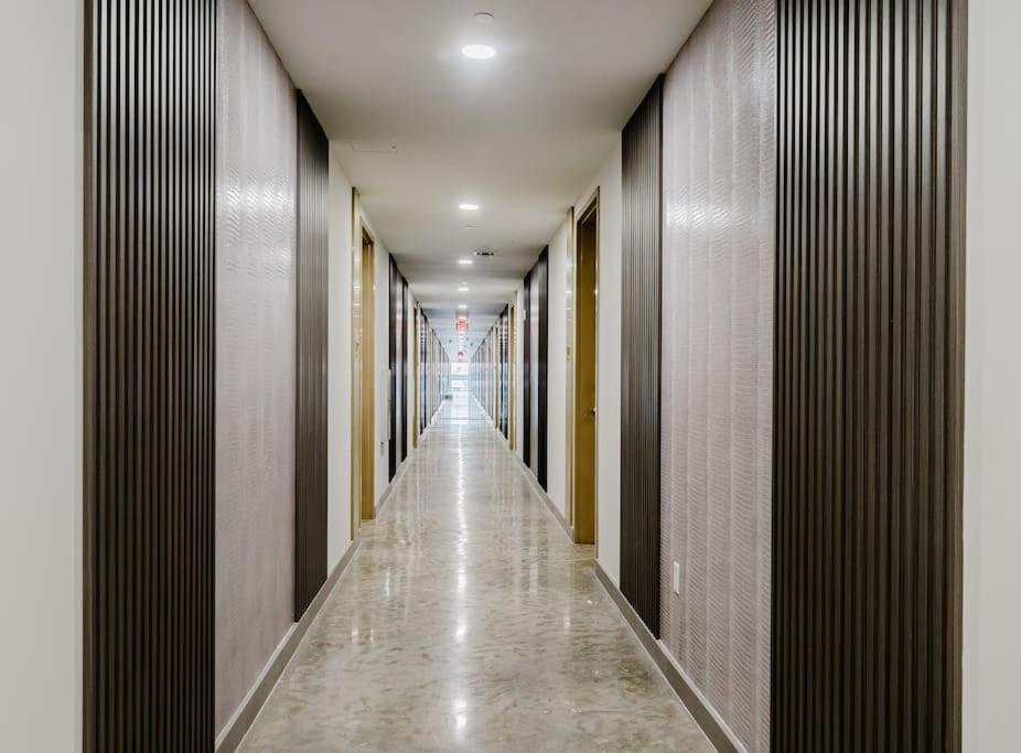 Prime 2BR Near FLL Airport, Dania Beach & Pointe