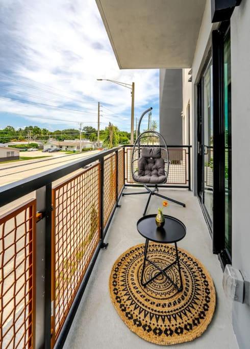 Prime 2BR Near FLL Airport, Dania Beach & Pointe