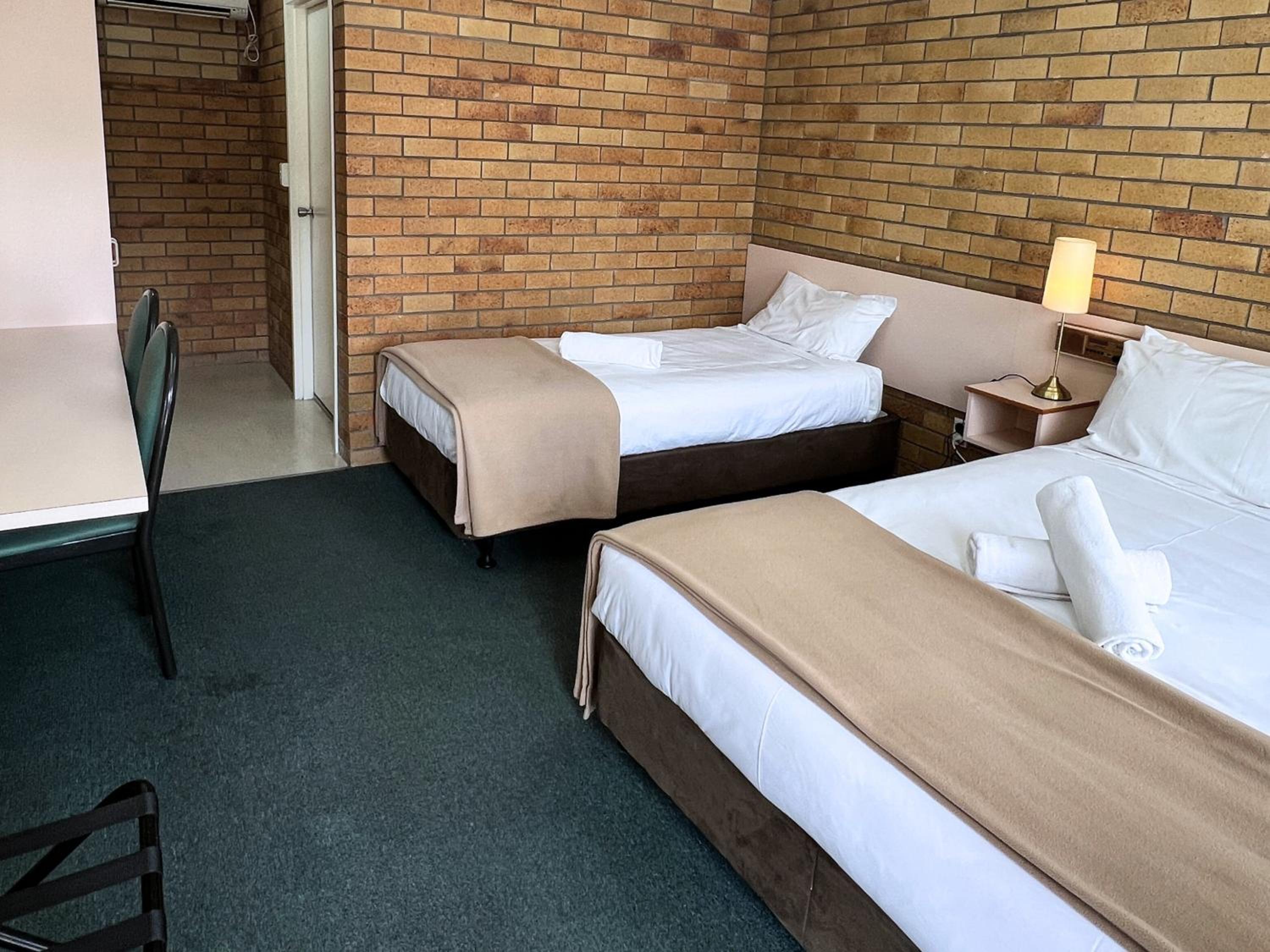 The Phoenix Artesian Spa Resort and Accommodation