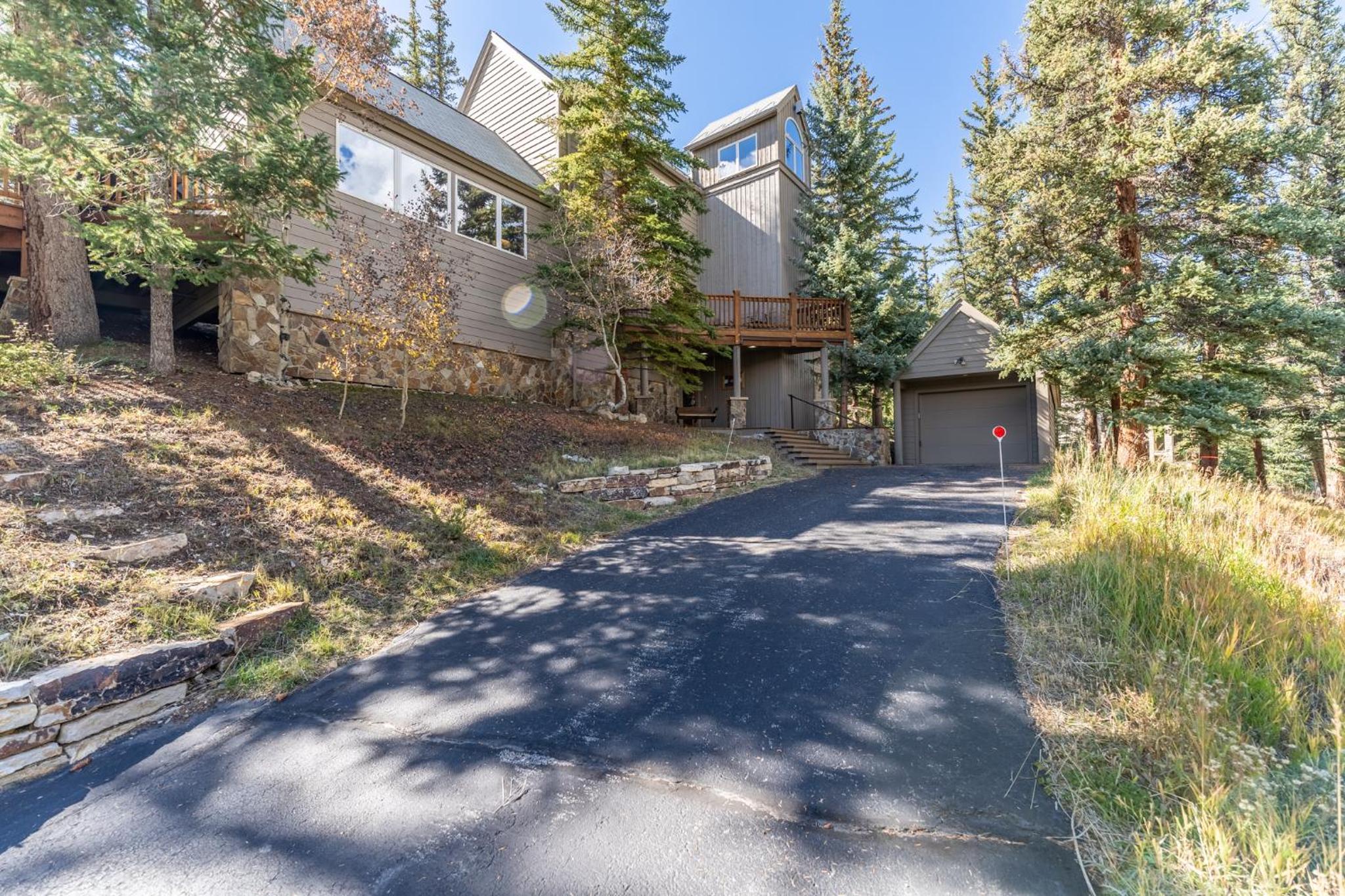 217 Summerwood Drive : 3 view 5