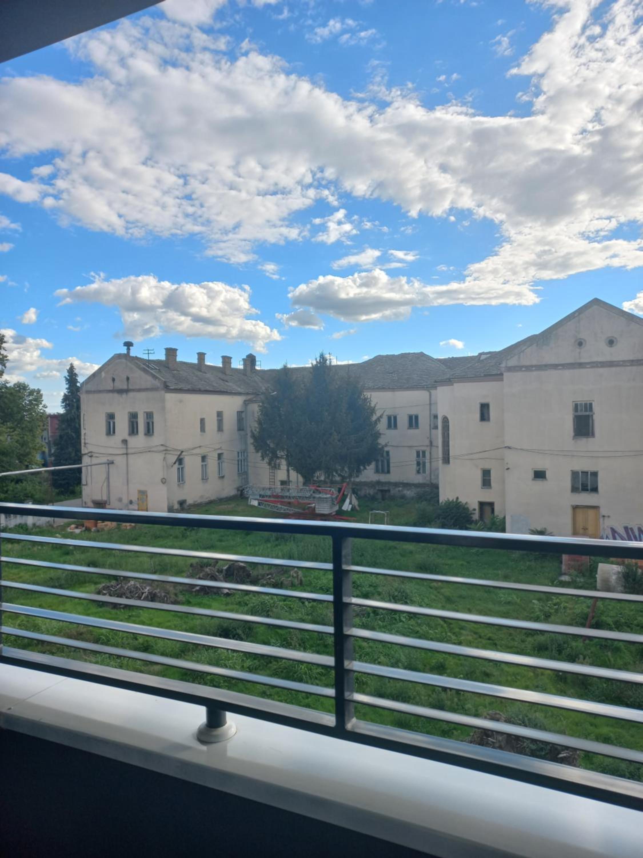 Photo 32
