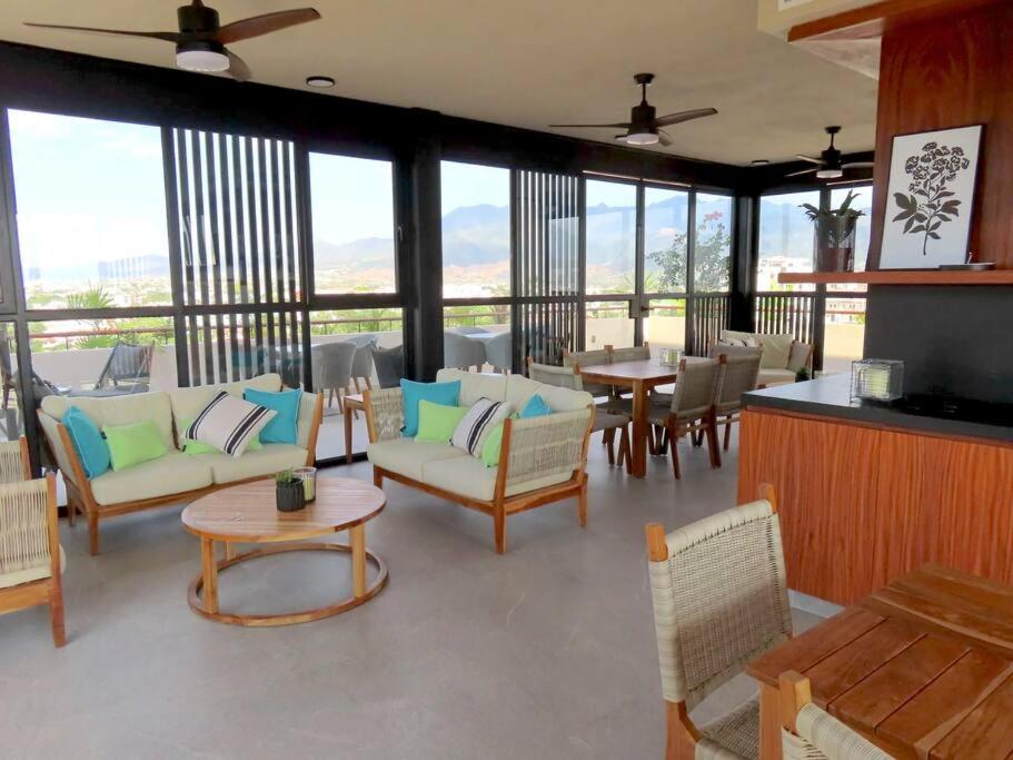 HIDDEN PARK - 7th Floor Apt with Rooftop Pool at Versalles view 3