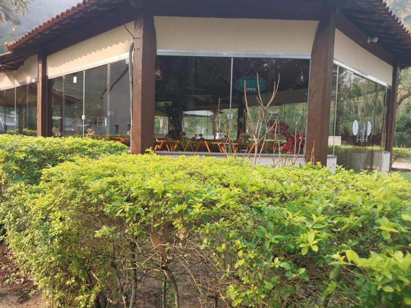 Casa Ampla com praia Reservada