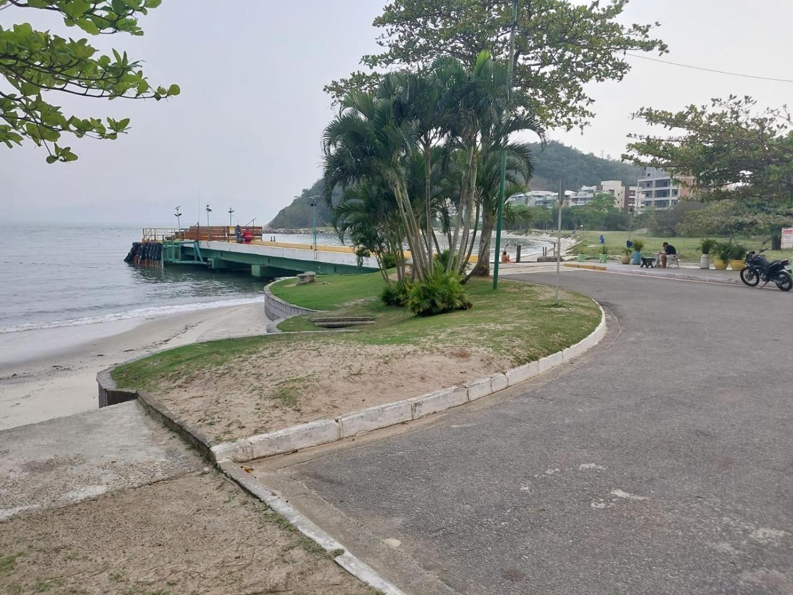 Casa Ampla com praia Reservada