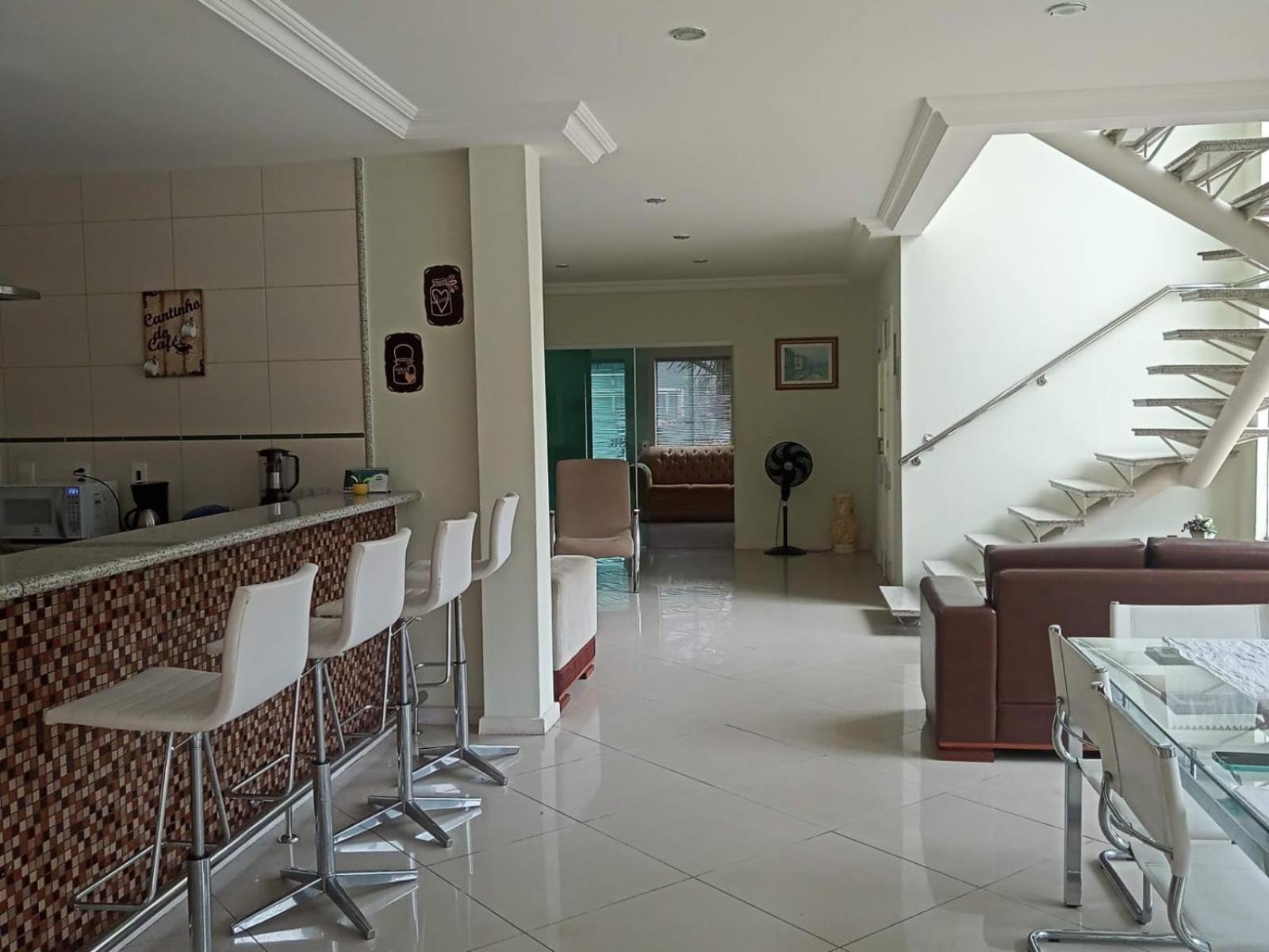Casa Ampla com praia Reservada