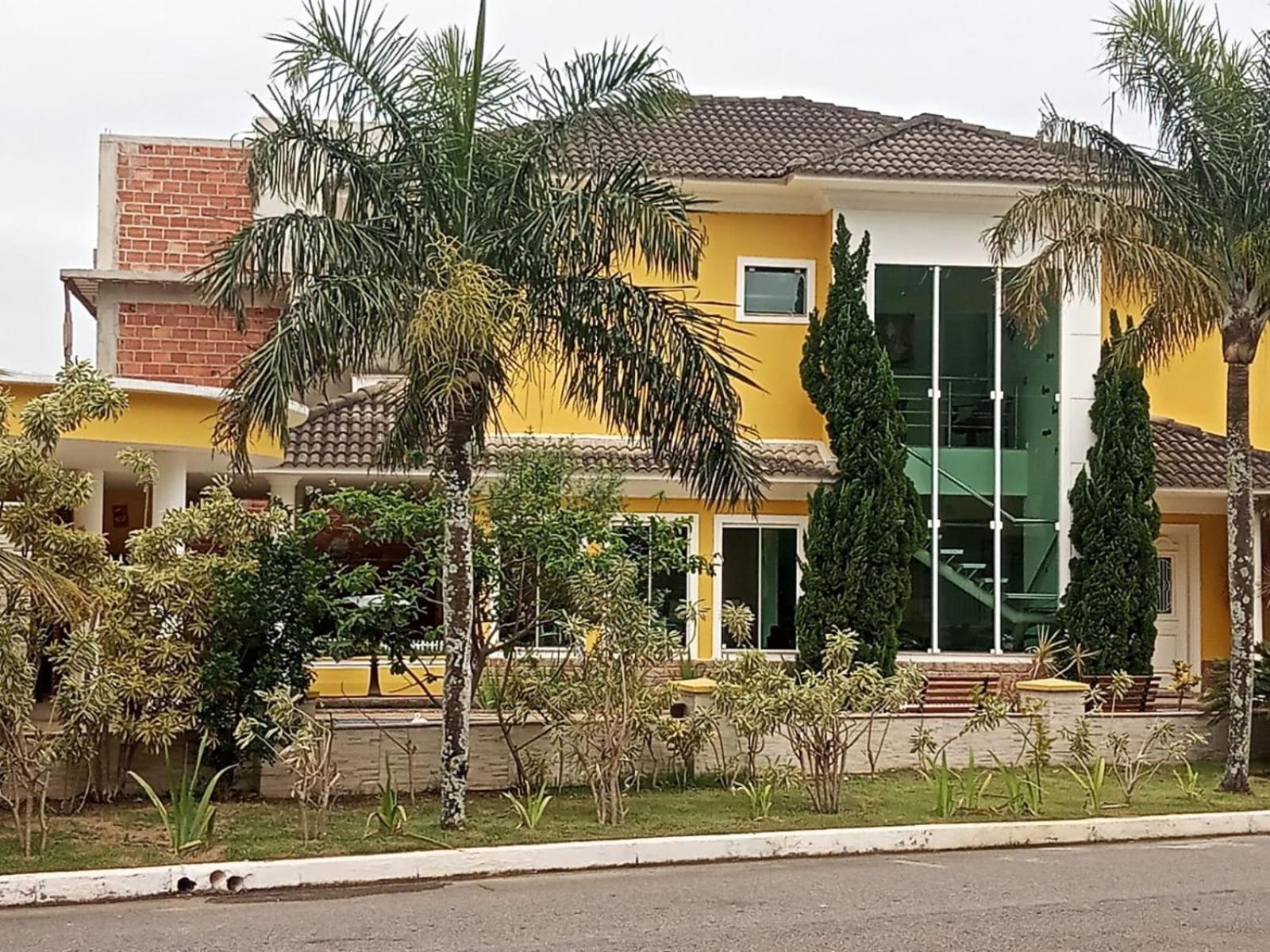 Casa Ampla com praia Reservada