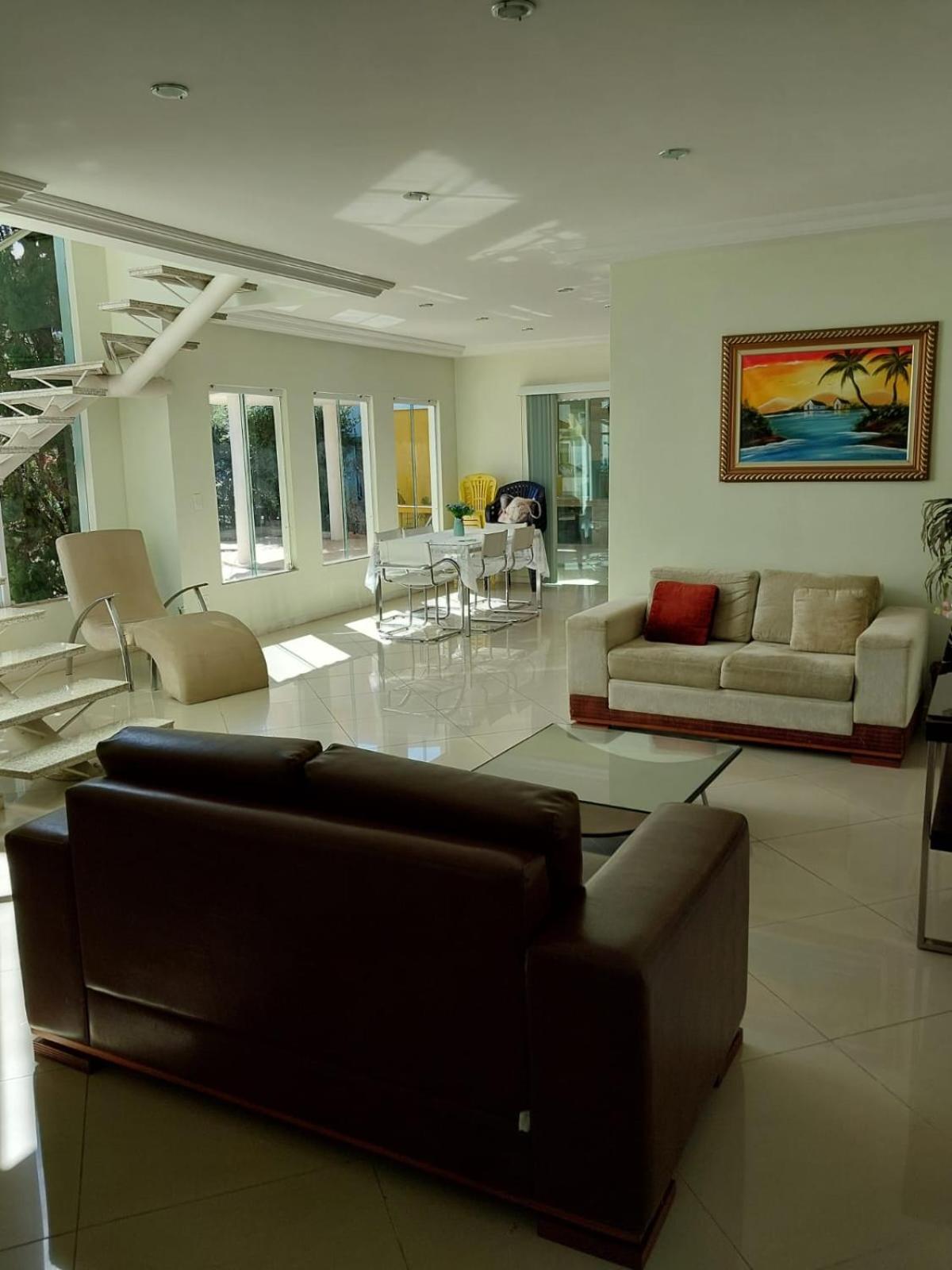 Casa Ampla com praia Reservada